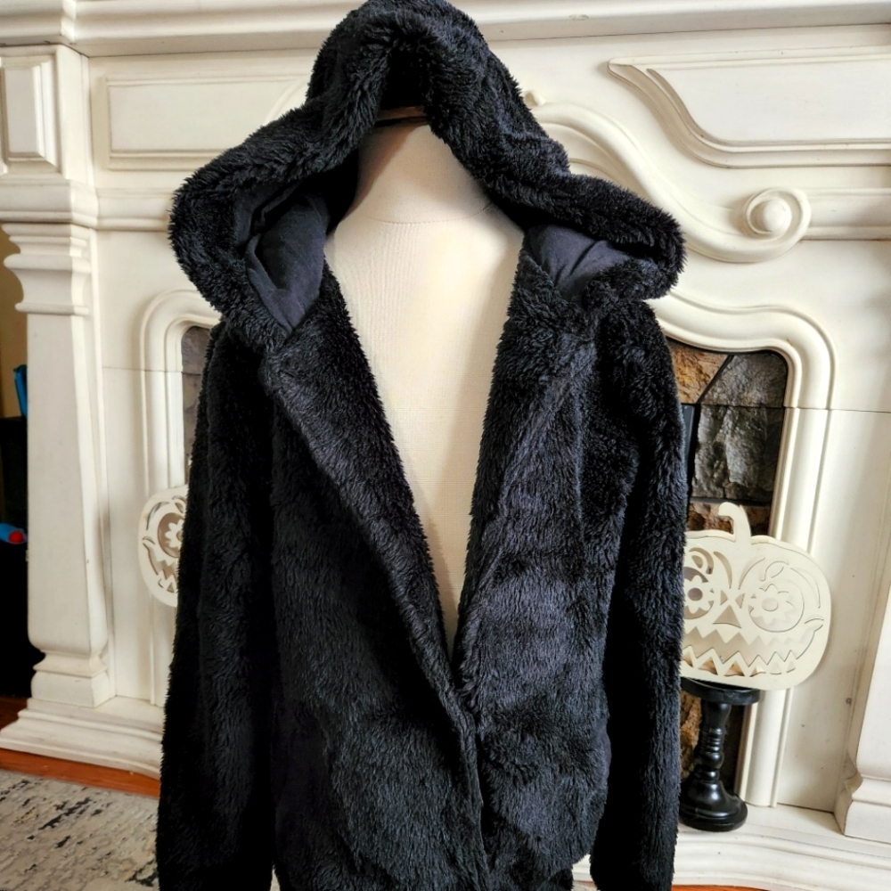 Black kids fur coat size 10